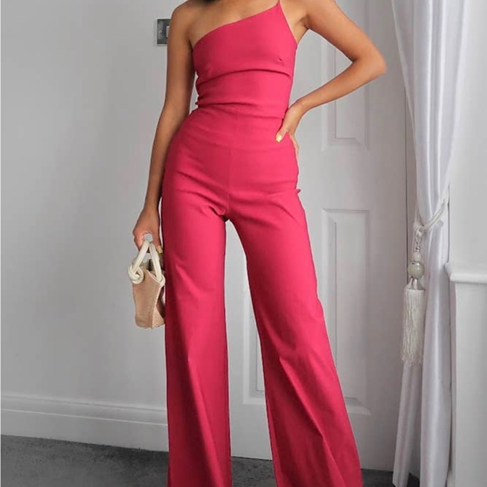 Elegant Pink One-Shoulder Jumpsuit